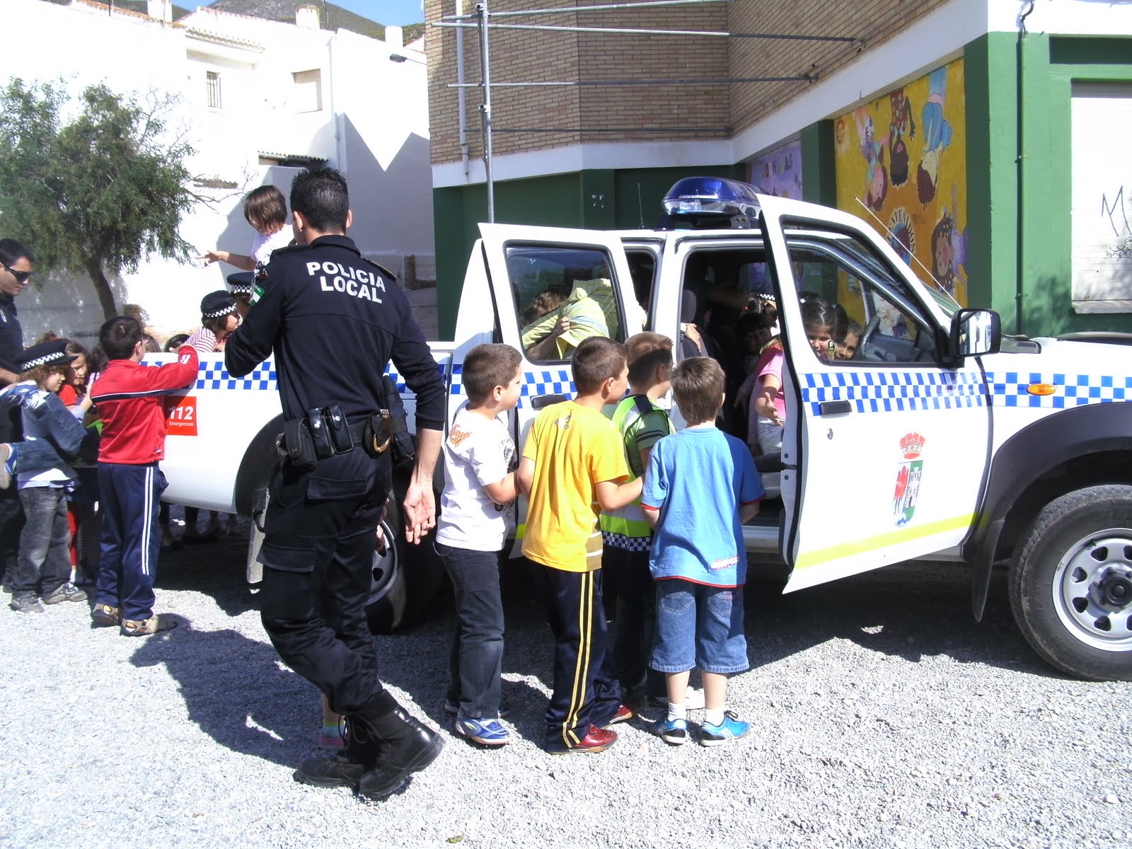 policia-infancia-4